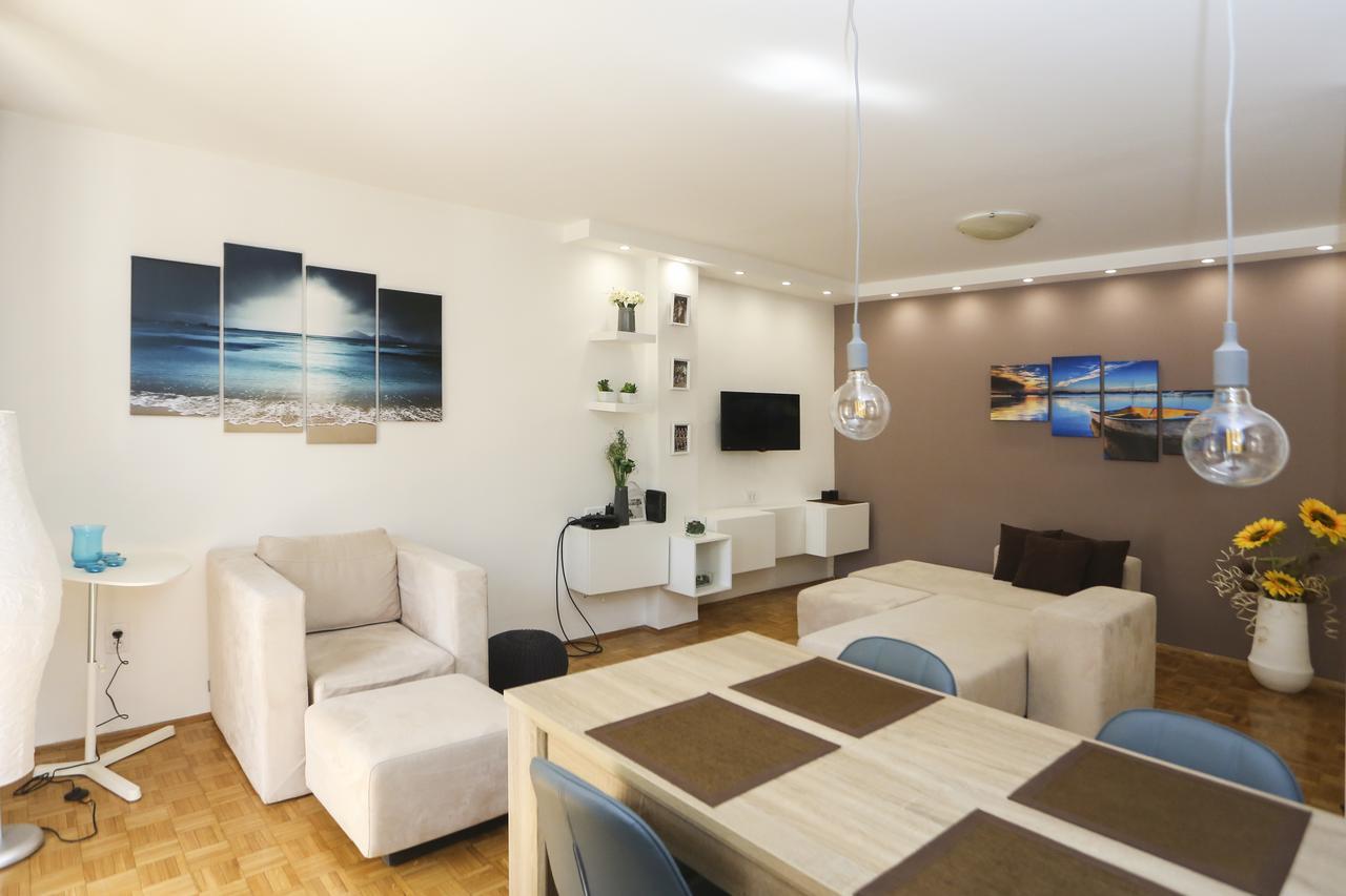 Modern Apartment With Free Parking Nowy Sad Zewnętrze zdjęcie