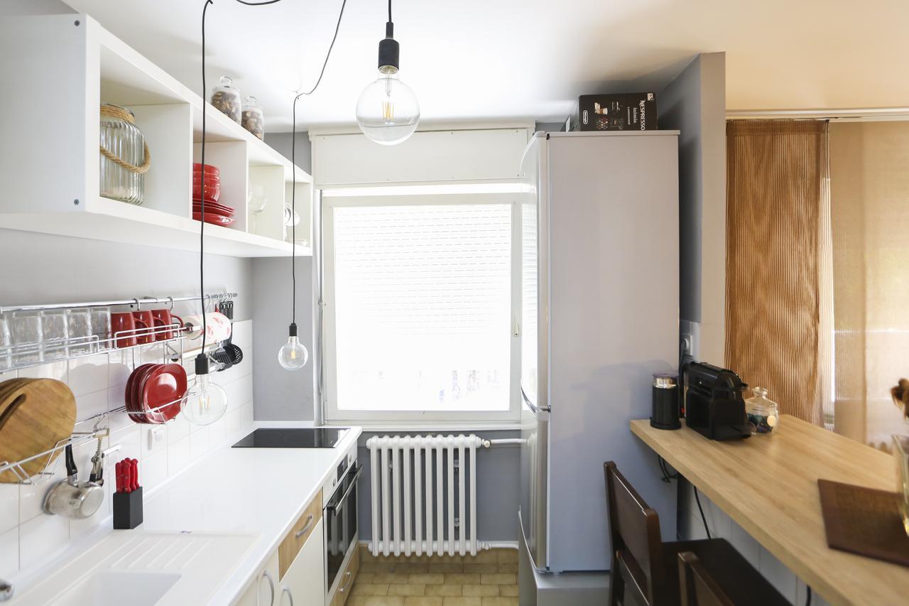 Modern Apartment With Free Parking Nowy Sad Zewnętrze zdjęcie