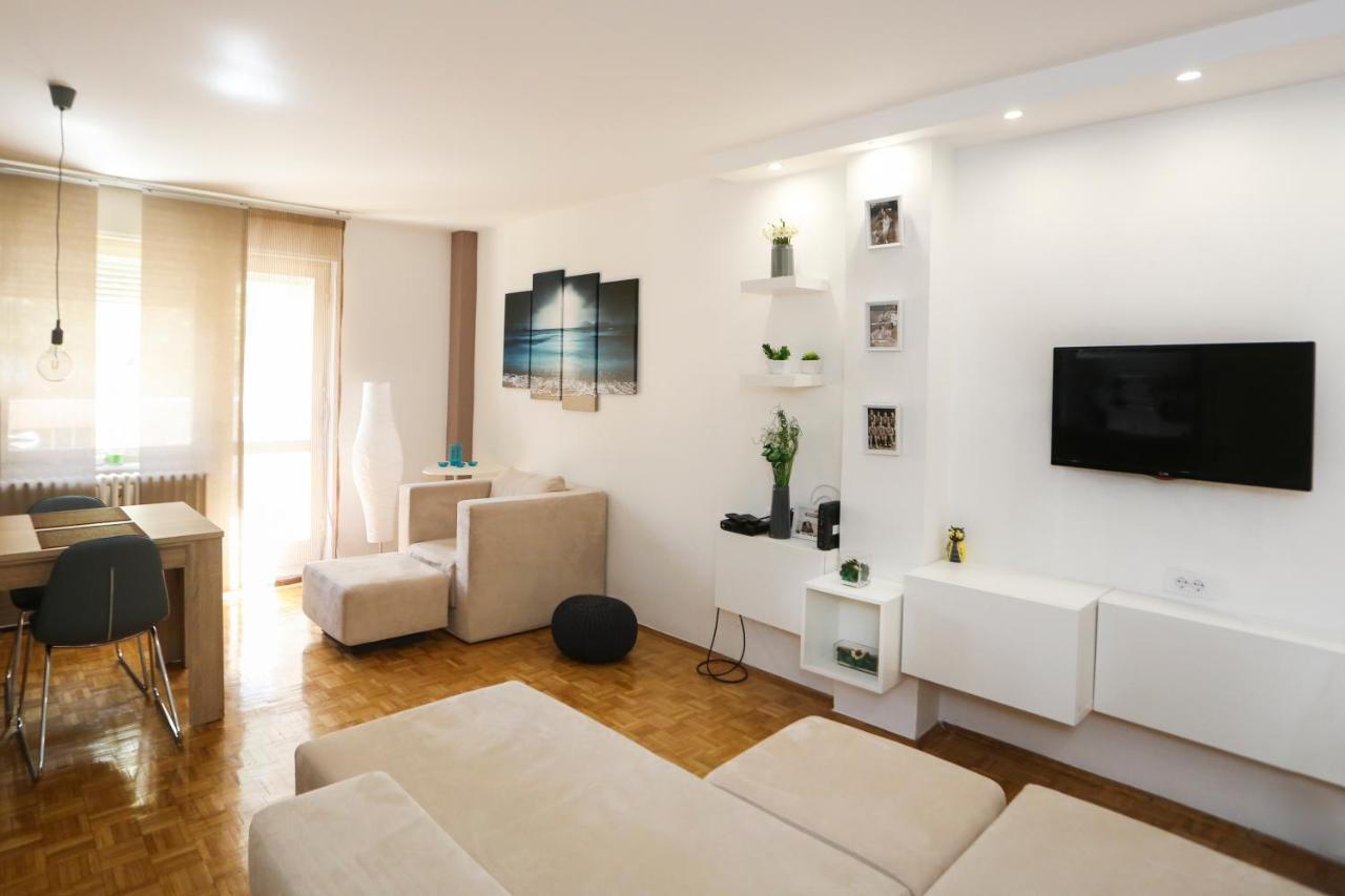 Modern Apartment With Free Parking Nowy Sad Zewnętrze zdjęcie